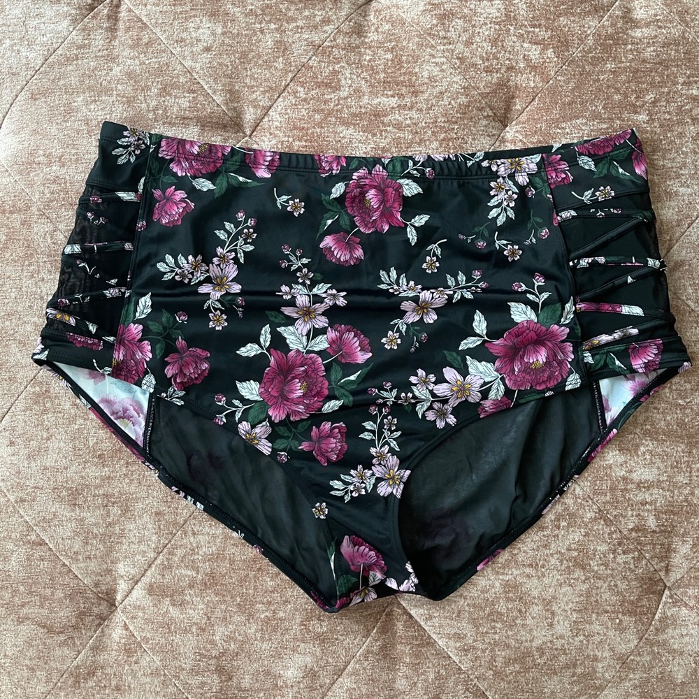 Torrid Swimsuit bottoms